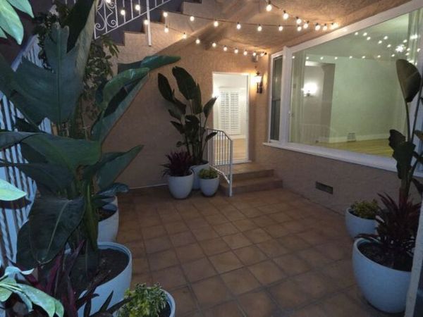 418 S ROXBURY Drive, Beverly Hills, CA 90212