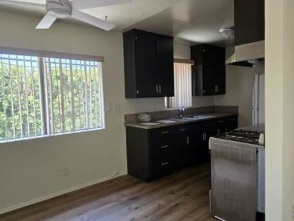 2219 Crenshaw Boulevard, Unit 3, Los Angeles, CA 90016