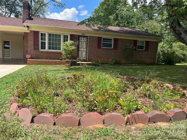 621 Legion Road, Lenoir, NC 28645