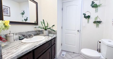 7061 Tranquility Dr, Sacramento, CA 95828 Photo