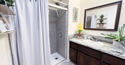 7061 Tranquility Dr, Sacramento, CA 95828 Photo