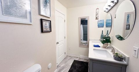 7061 Tranquility Dr, Sacramento, CA 95828 Photo