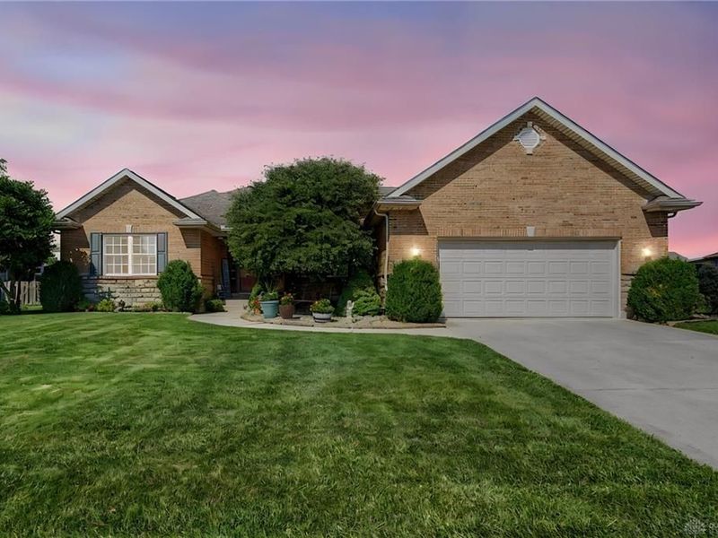 932 Shaftsbury Road, Troy, OH 45373 Photo 11