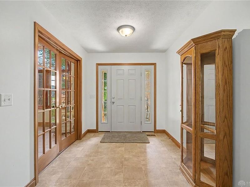 932 Shaftsbury Road, Troy, OH 45373 Photo 14