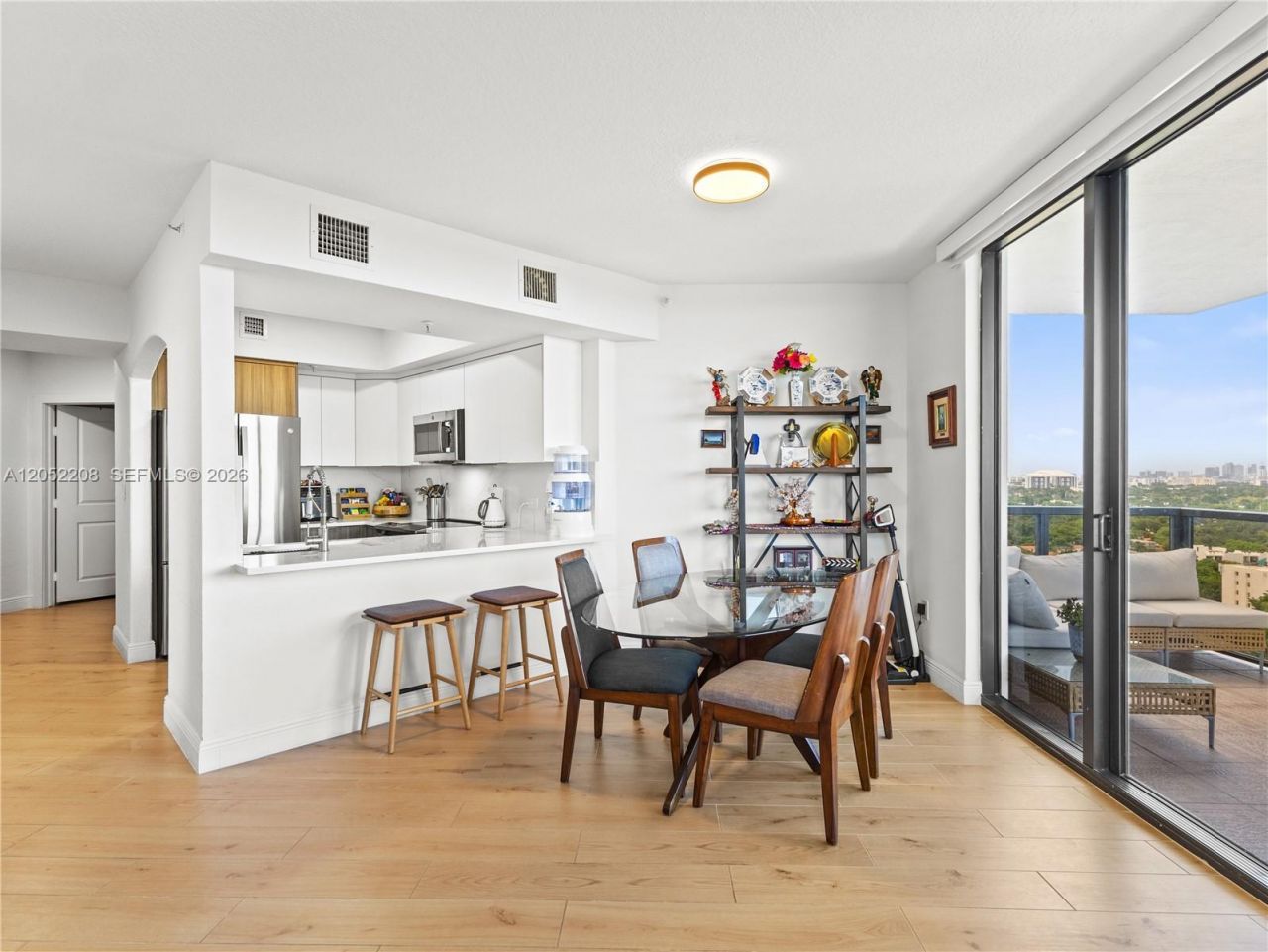 2301 SW 27th Ave, Unit 1501, Miami, FL 33145 Photo