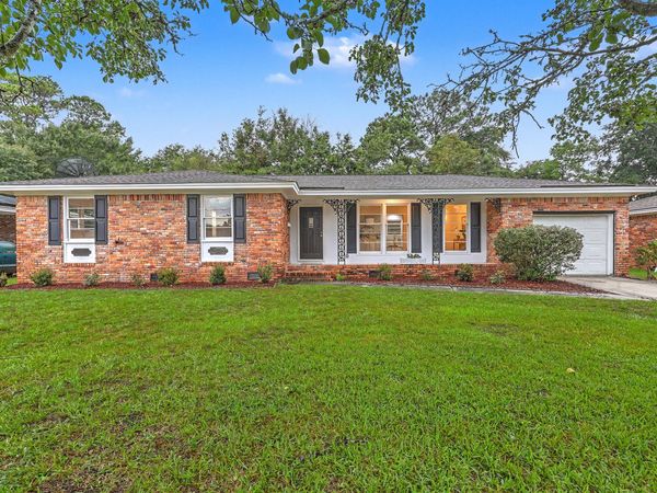1234 Woodside Drive, Hanahan, SC 29410