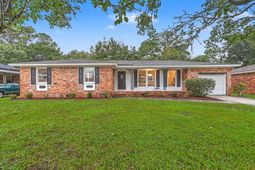 1234 Woodside Drive photo 4