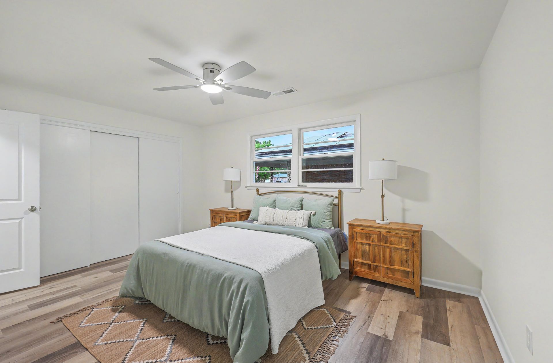 1234 Woodside Drive Photo 22