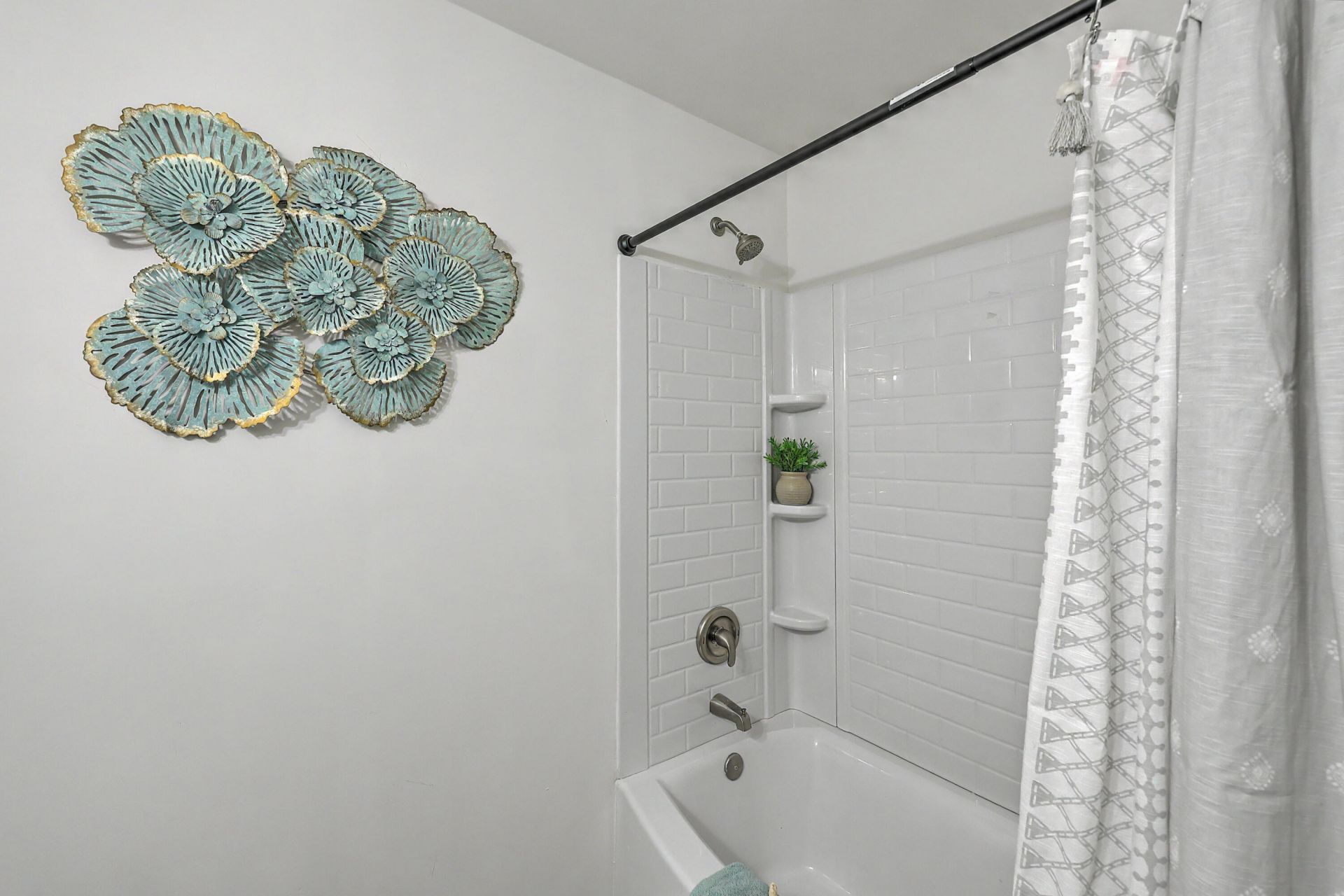 1234 Woodside Drive Photo 28