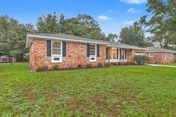 1234 Woodside Drive photo 4