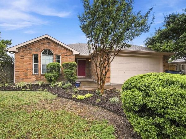 1301 Embercrest Drive, Midlothian, TX 76065