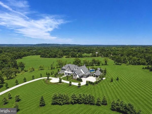 6 TINES FIELD PATH , NEWTOWN, PA 18940