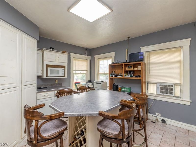 1017 East Boulevard, Cleveland, OH 44108 Photo 14