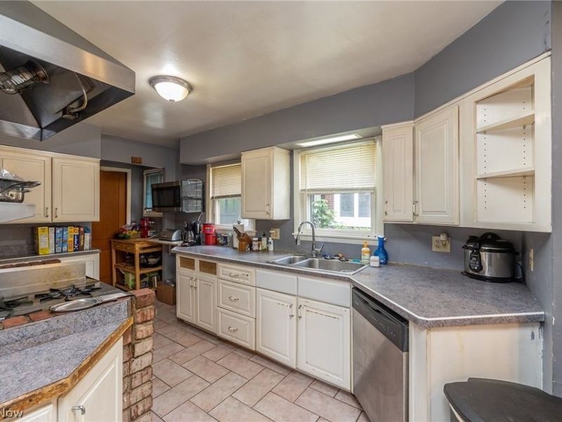 1017 East Boulevard, Cleveland, OH 44108 Photo 15