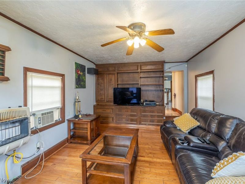 1017 East Boulevard, Cleveland, OH 44108 Photo 8