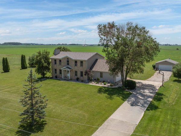 4751 E 531 Drive, Roanoke, IN 46783