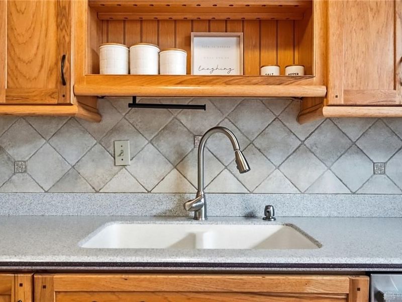 3826 Longridge Drive, Kettering, OH 45429 Photo 10