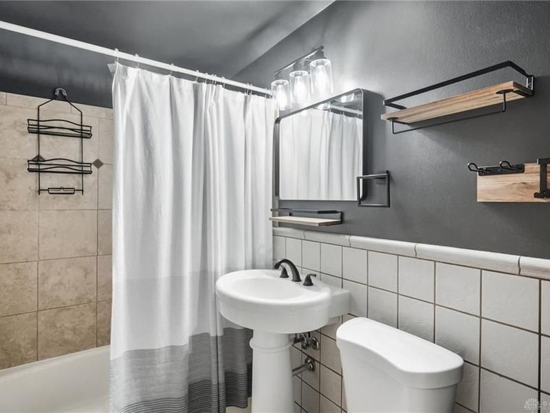 3826 Longridge Drive, Kettering, OH 45429 Photo 18