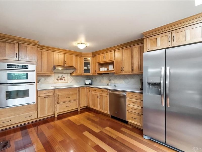 3826 Longridge Drive, Kettering, OH 45429 Photo 8