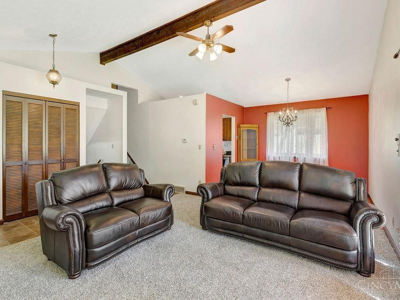 121 Farmington Drive, Hamilton, OH 45013 Photo 5