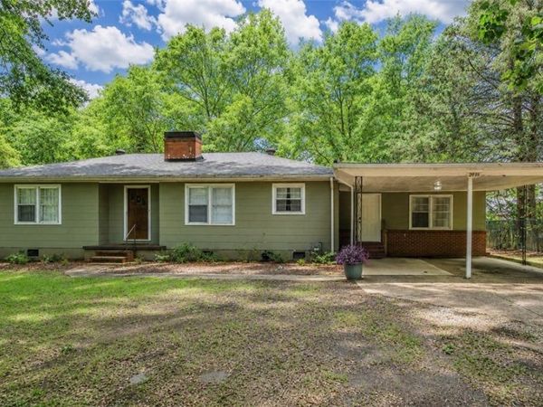 2319 Loop Road, Tuscaloosa, AL 35405