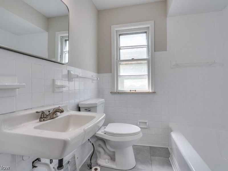 344 E 250th Street, Euclid, OH 44132 Photo 16