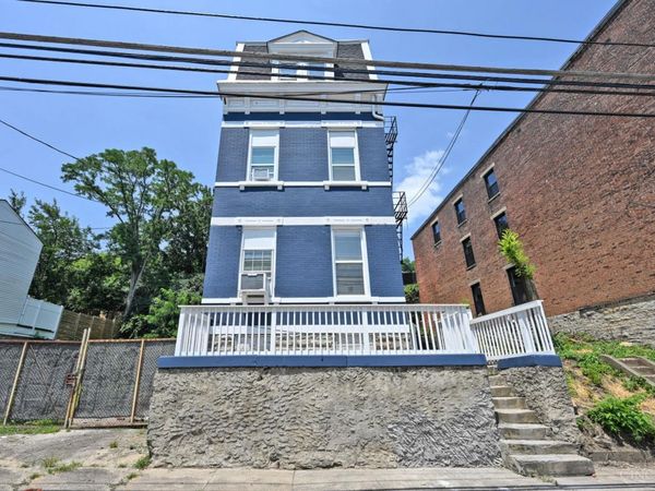 458 W McMicken Avenue, Cincinnati, OH 45214