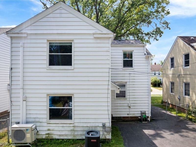 4493 Groveland Road, University Heights, OH 44118 Photo 35