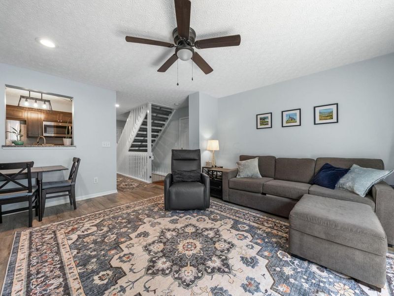 4043 Parkcove Drive, Unit 19A, Columbus, OH 43230 Photo 17