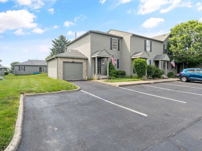 4043 Parkcove Drive, Unit 19A, Columbus, OH 43230 Photo 2