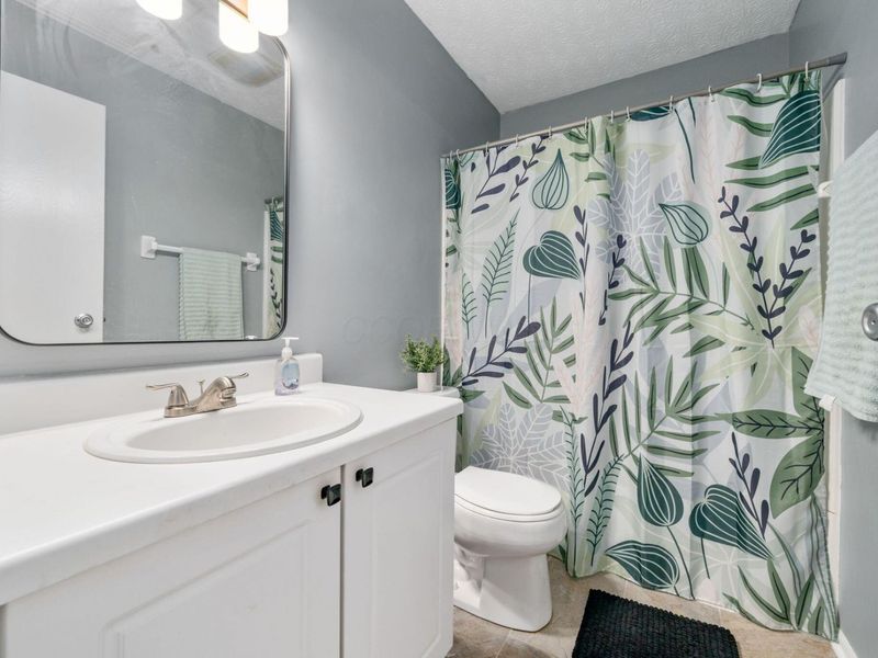 4043 Parkcove Drive, Unit 19A, Columbus, OH 43230 Photo 27
