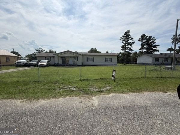 2001 Clover Dale Circle, Cordele, GA 31015