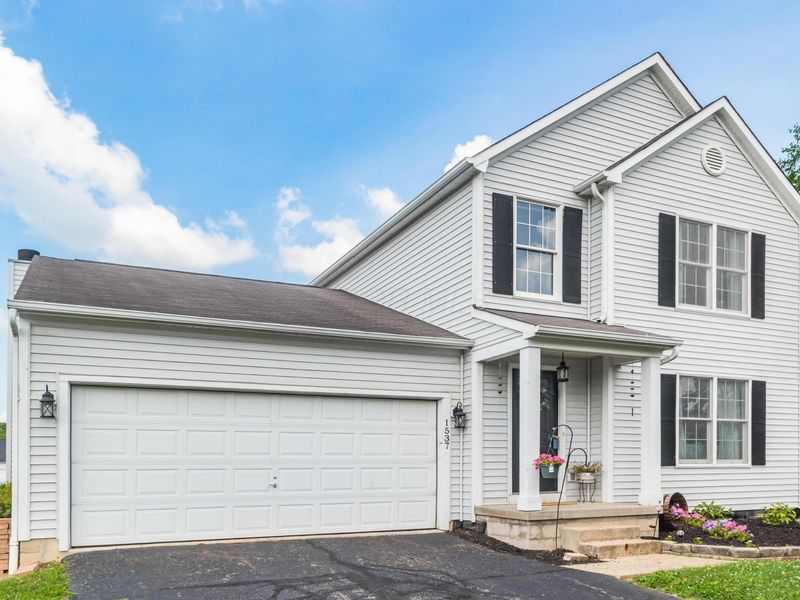 1537 Mallard Circle E, Newark, OH 43055 Photo 1