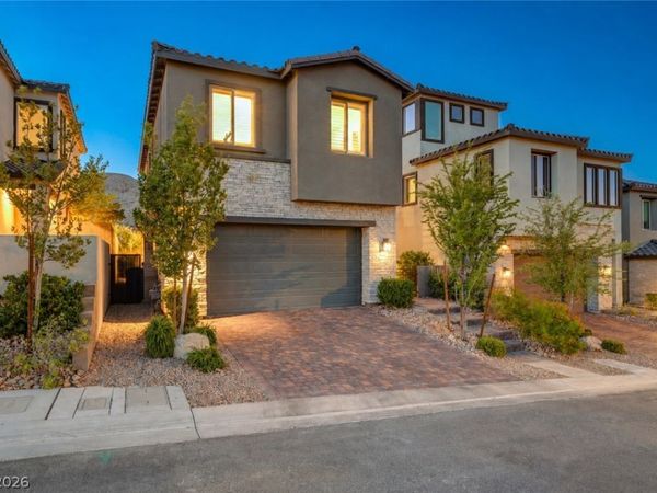11532 Desert Hollow Avenue, Las Vegas, NV 89138