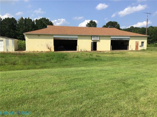 7562 Crab Thicket Rd, Gloucester, VA 23061