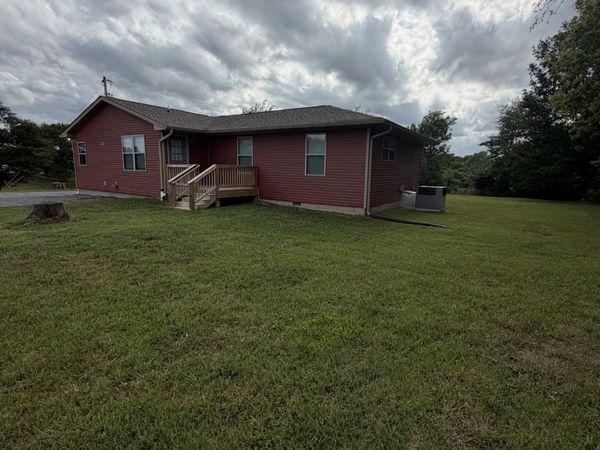 7847 Highway 41 N, Adams, TN 37010