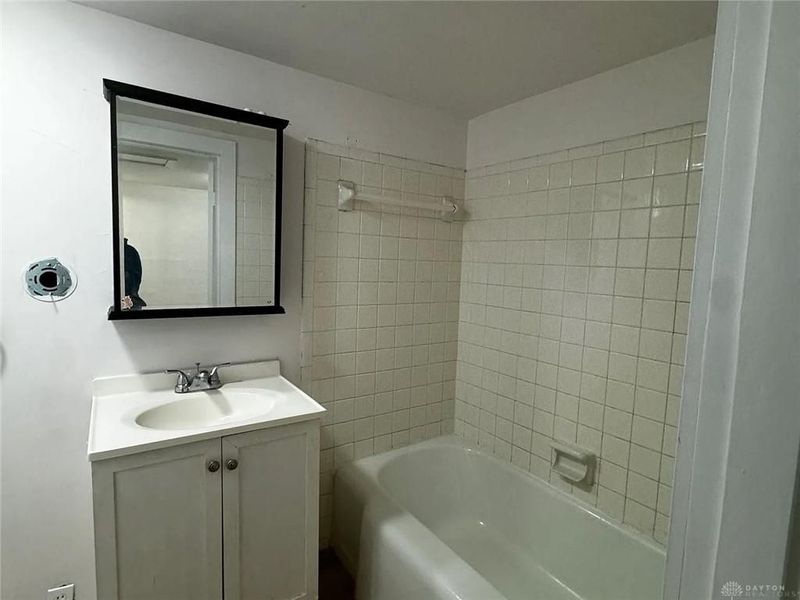 333 Pleasant Avenue, Unit 335, Dayton, OH 45403 Photo 8