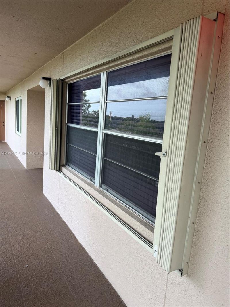1000 SW 125th Ave, Unit 402N, Pembroke Pines, FL 33027 Photo