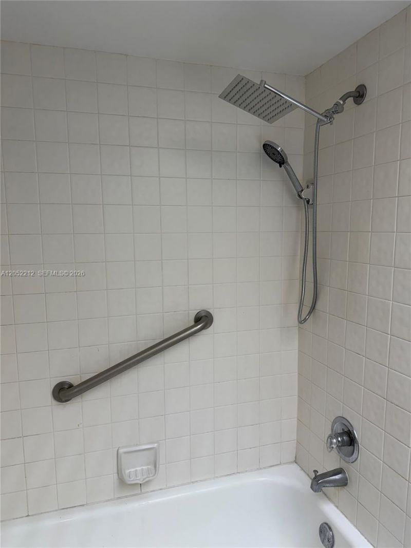 1000 SW 125th Ave, Unit 402N, Pembroke Pines, FL 33027 Photo