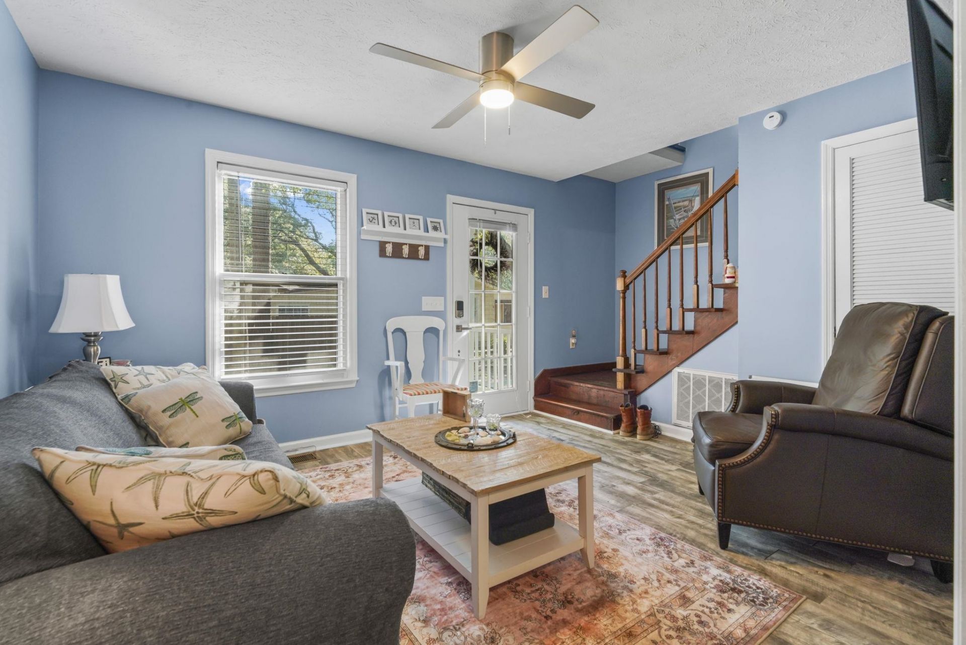 6307 Wildwood Trail Photo 4