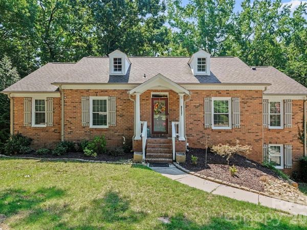 8537 Furrier Drive, Charlotte, NC 28270