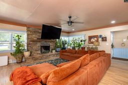 1628 Bristol Drive  photo 4