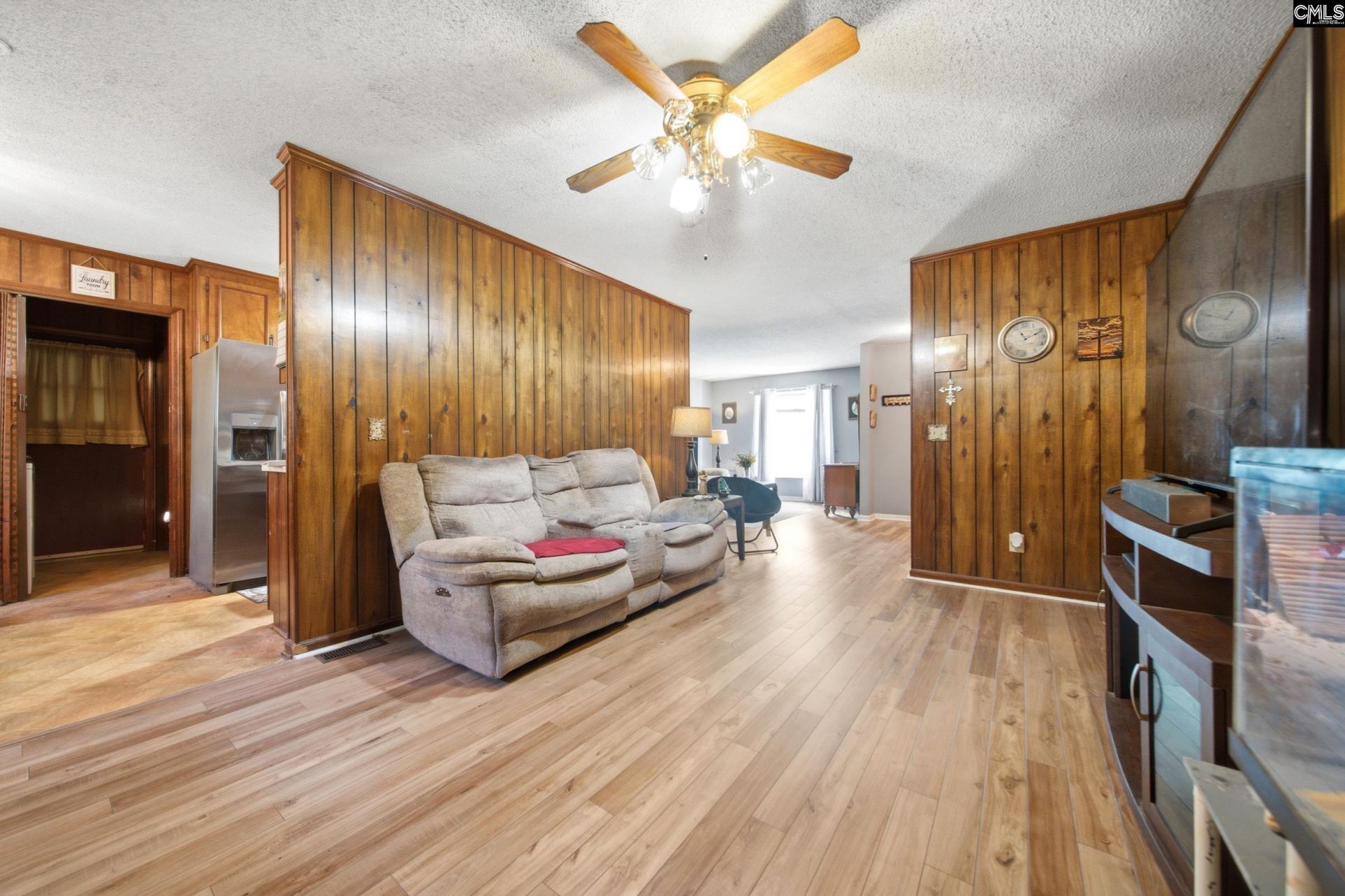 5641 Longview Road Photo 6