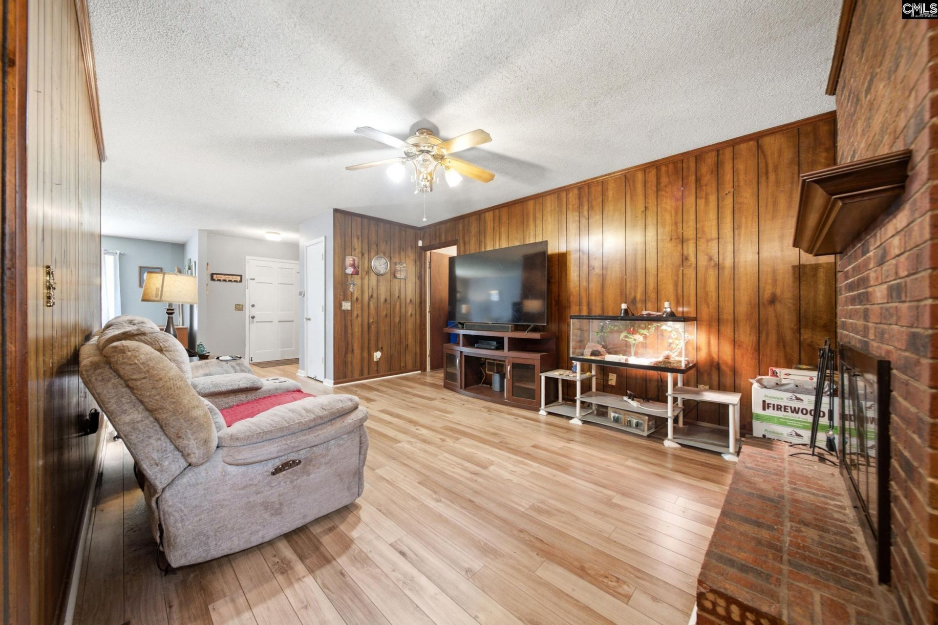 5641 Longview Road Photo 7