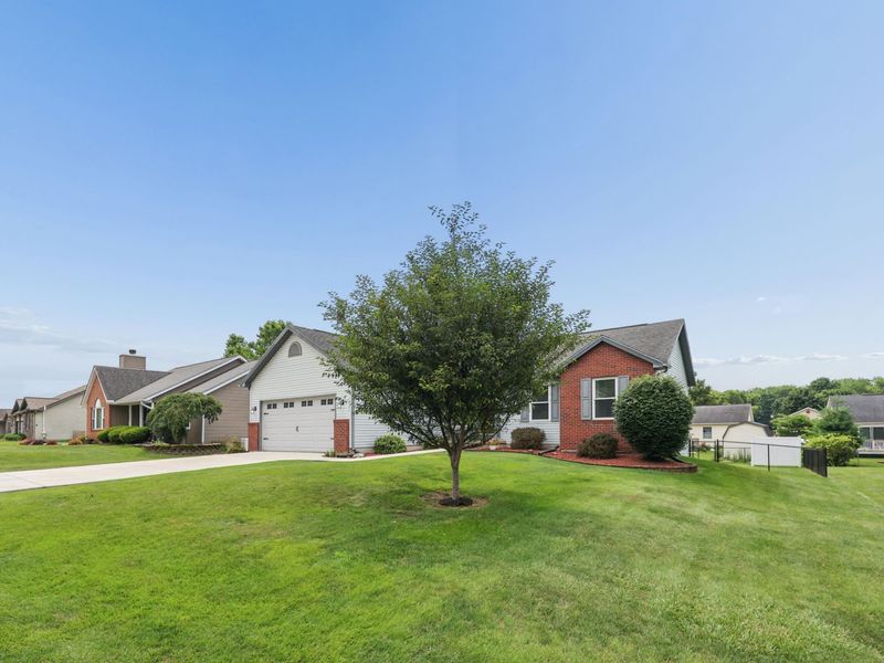 1667 Carolina Drive, Newark, OH 43055 Photo 5