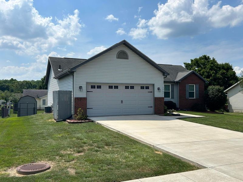 1667 Carolina Drive, Newark, OH 43055 Photo 7