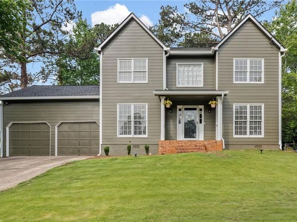994 Coach House Drive , Tucker, GA 30084