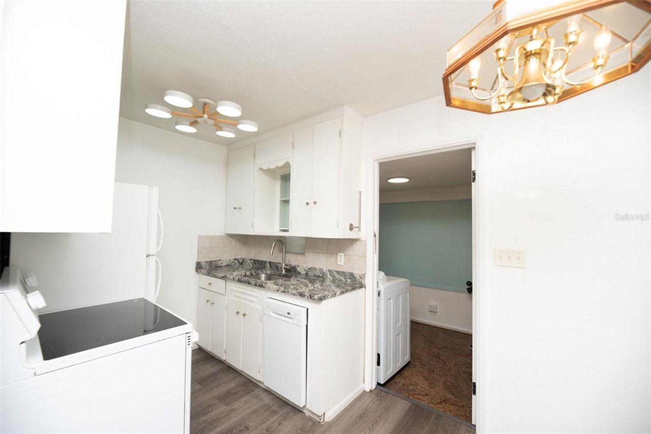 761 51st Avenue N, Saint Petersburg, FL 33703 Photo