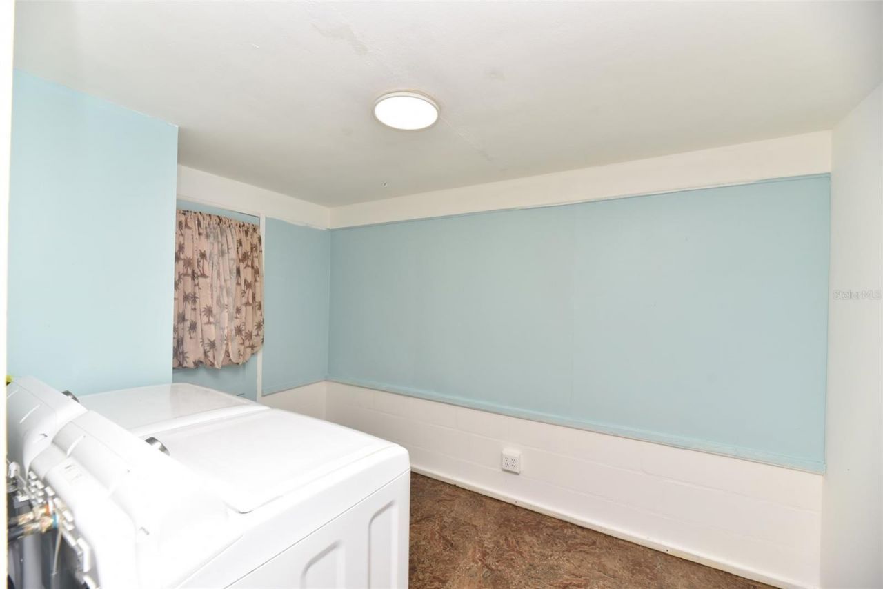 761 51st Avenue N, Saint Petersburg, FL 33703 Photo