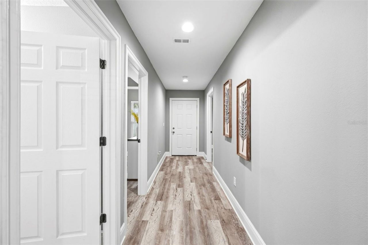 1319 E Church Street , Plant City, FL 33563 Photo